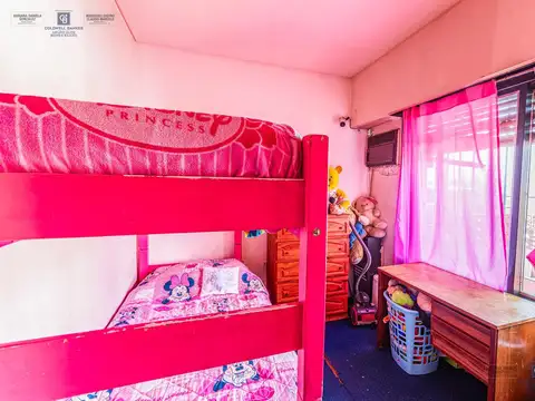 Depto Tipo Casa en Venta con 1 cocheras
