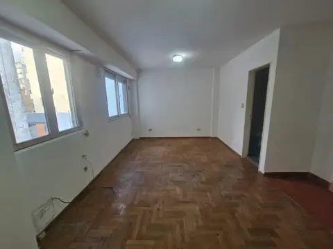 Departamento en Alquiler en Republica De La Sexta, $ 300.000