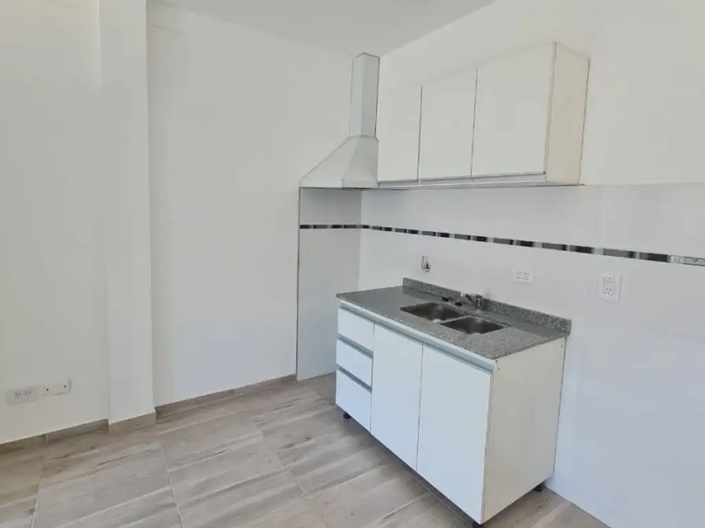 VENTA DE DEPTOS DE 1 Y 2 AMB.  A ESTRENAR en Ciudad Madero