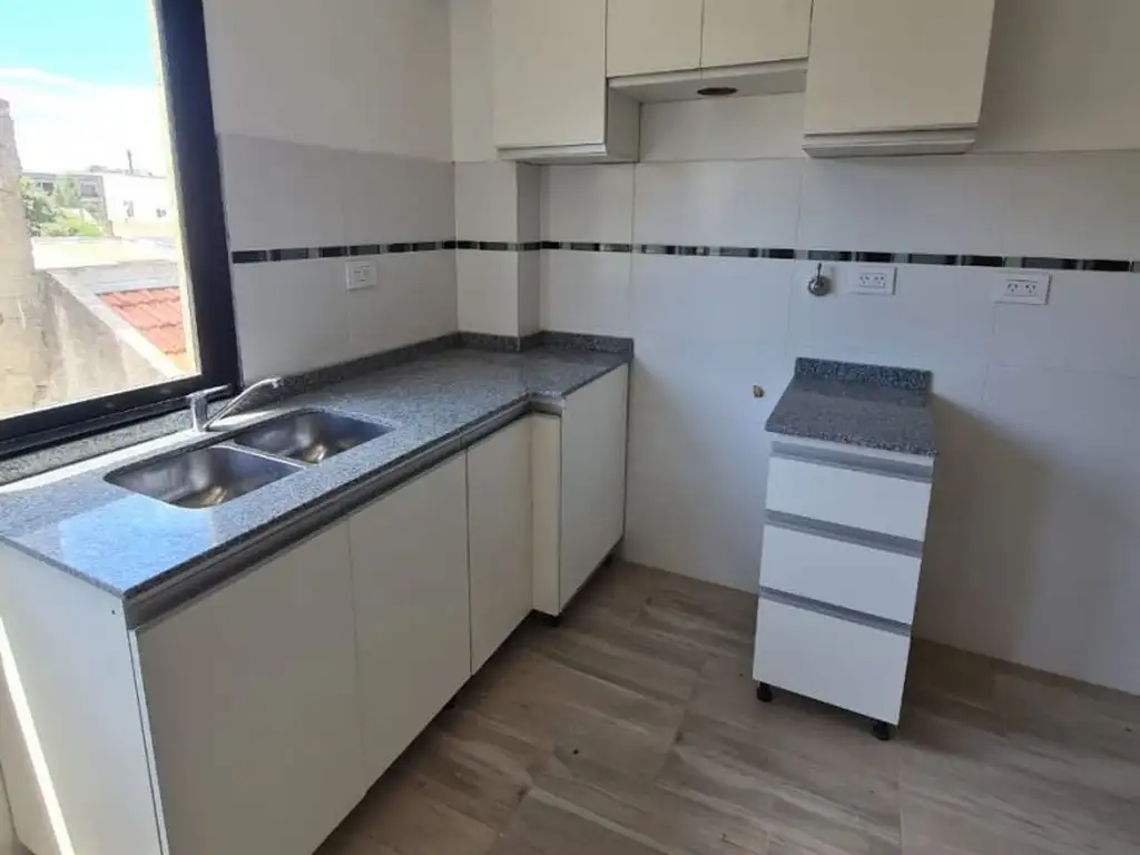 VENTA DE DEPTOS DE 1 Y 2 AMB.  A ESTRENAR