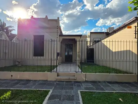 Venta casa 3 ambientes en Don Bosco Este.