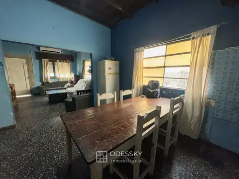 Casa 5 ambientes con 1 baño