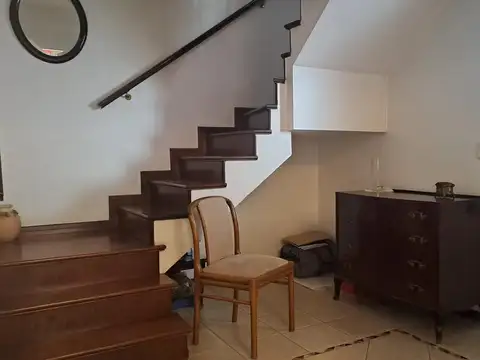 Casa en Alquiler con 1 cochera