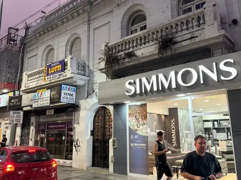 Local en Venta 70 años