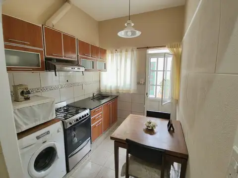 VENTA PH 2 AMBIENTES LOCAL/QUINCHO PADUA