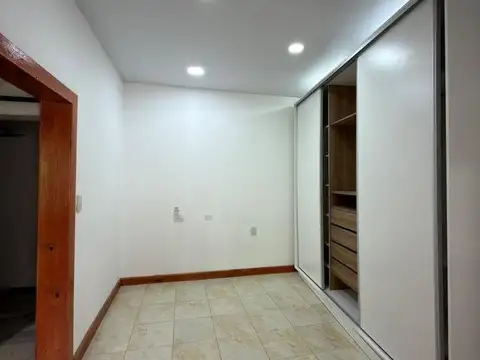 Depto Tipo Casa en Alquiler al Este