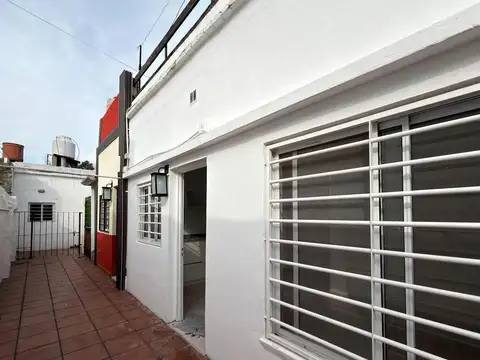 Depto Tipo Casa en Alquiler de Monoambiente