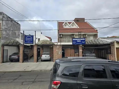 Edificio Comercial - Corporativo / Complejo Institucional / Oficinas en Block en Munro cerca de Pana