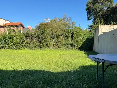 Casa en Venta con 5 cocheras