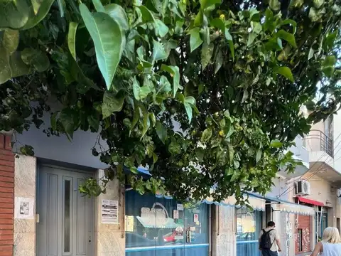 San Martín 100, Piso 1