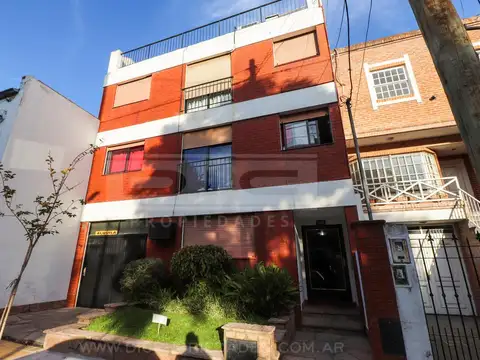 Departamento Monoambiente - Mart.-Santa Fe/Fleming