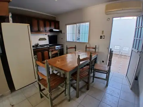 Avenida Carlos Pellegrini 2500