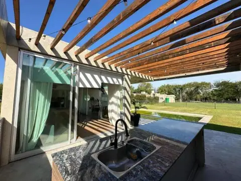 Casa en Venta en Ibarlucea, USD 186.687