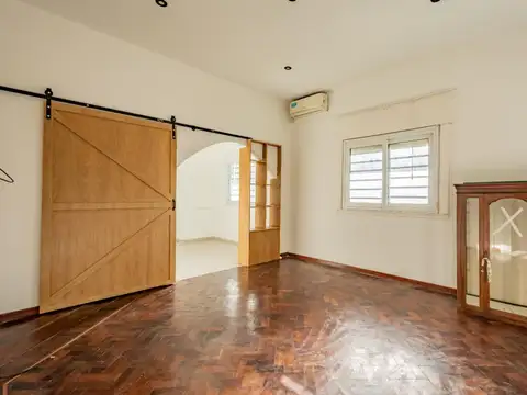 Depto Tipo Casa en Venta 75 años
