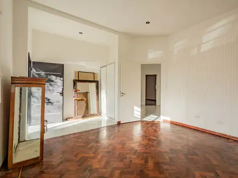 Depto Tipo Casa 5 ambientes con 2 baños