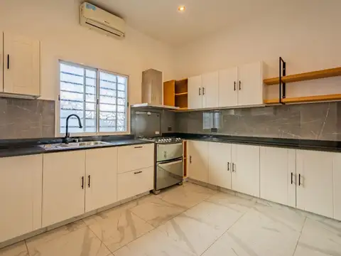 IMPECABLE DEPTO TIPO CASA-PILETA-MARTINEZ-3 DORMIS