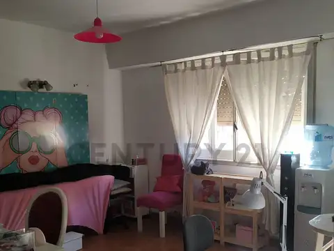 LAFAYETTE 100, Piso 0