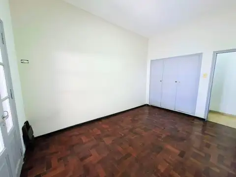 Oficina en Alquiler en Mendoza, $ 1.000.000