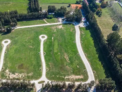 Terreno en Venta en Los Naranjos, USD 90.000