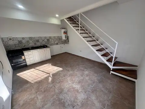 Casa en Alquiler en Arroyito, $ 450.000