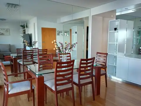 Departamento en Alquiler con 1 cocheras