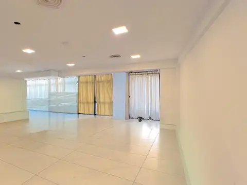 Oficina en Venta en La Perla Norte, USD 65.000