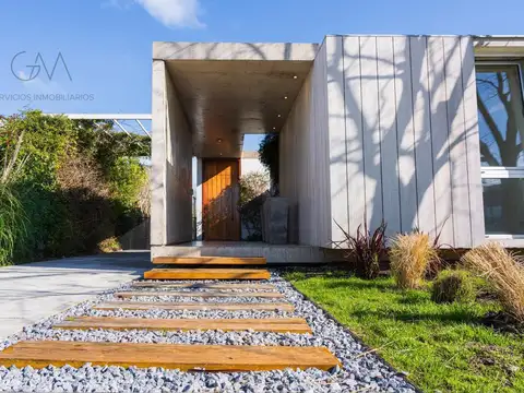 Casa en venta Barrio Arenas del Sur