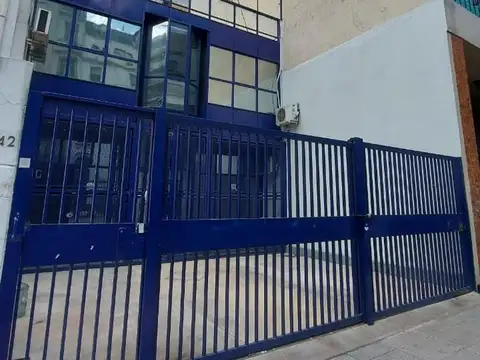 Av. Independencia  al 900