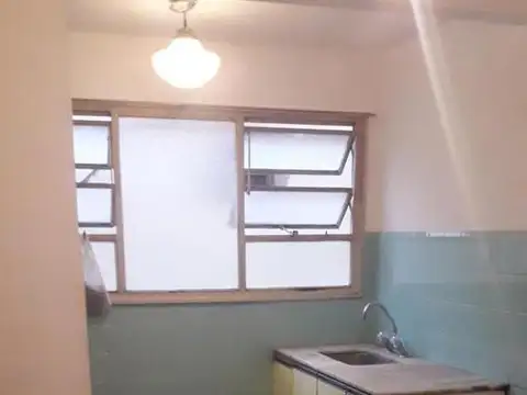 Departamento 3 ambientes amplio - bajas expensas.