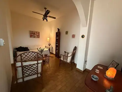 Depto Tipo Casa 4 ambientes con 2 baños