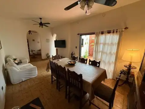 Depto Tipo Casa en Venta de 4 ambientes