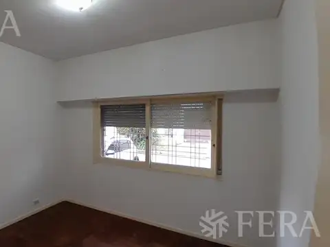 Depto Tipo Casa en Alquiler 40 años