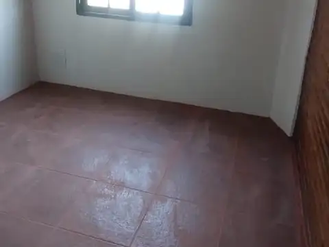 Depto Tipo Casa en Alquiler de 3 ambientes