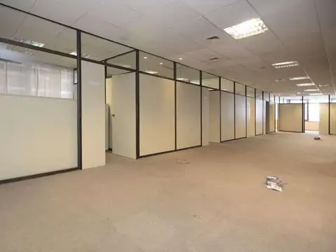 Oficina en Alquiler al Este