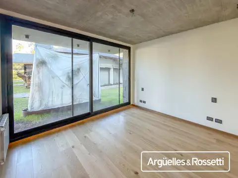 Departamento en Alquiler en Fisherton, USD 2.200