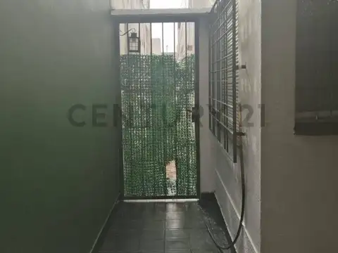 Depto Tipo Casa en Venta de 2 ambientes