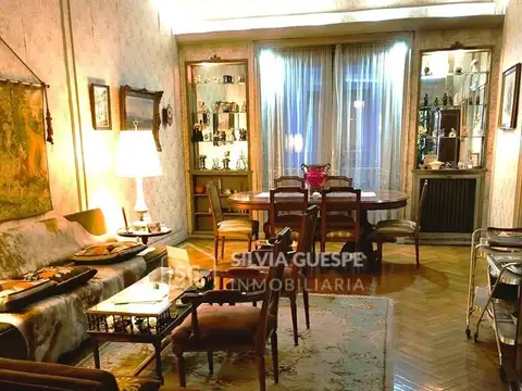 INCREIBLE DEPARTAMENTO ,ORIGINAL, 7 AMBIENTES, COCHERA, BAULERA , DEPENDENCIA