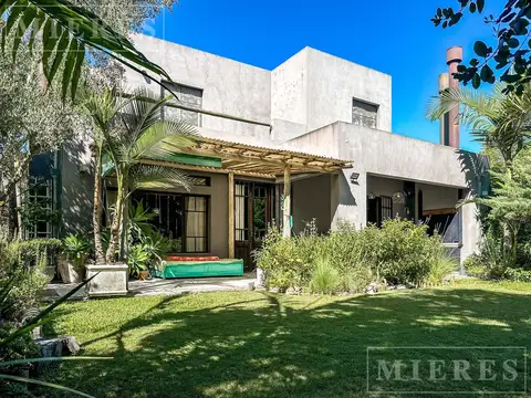 Casa en venta en Barrio El Atardecer