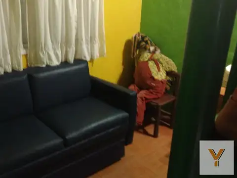 Casa 5 ambientes con 2 baños