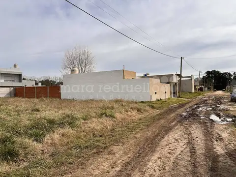VENTA LOTE EN CHASCOMUS CON GAS NATURAL