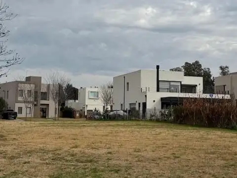 LOTE EN VENTA EN SANTO TOMAS PILAR