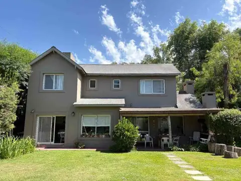 Casa en Venta en Los Angeles Village, USD 255.000