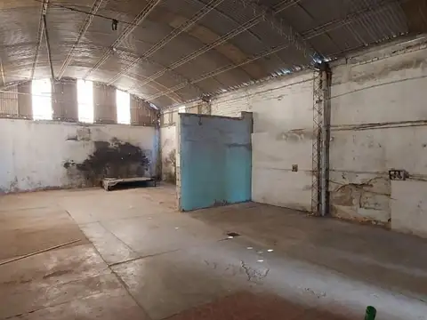 GALPON CON OFICINAS EN GODOY CRUZ