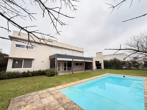 Casa en Alquiler 10 años