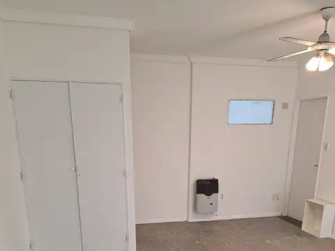 Departamento en Alquiler en Agronomia, $ 600.000