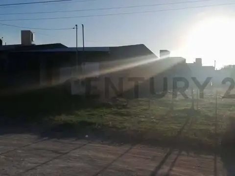 VENTA de LOTE a 200 mts del mar