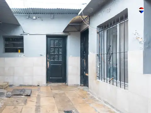 Depto Tipo Casa en Venta 40 años