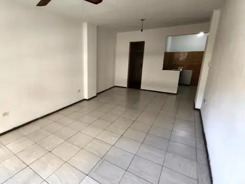 Departamento en Alquiler en Centro, $ 260.000