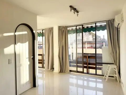 Departamento monoambiente amplio- Castelar sur