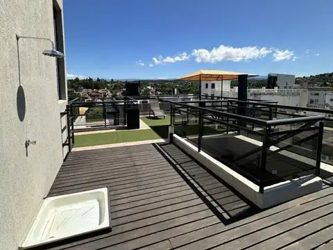 Bernardo D Elia 100, Piso 3